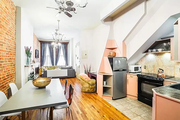Sold by SERHANT. | media 22