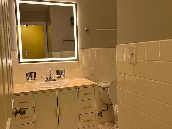 4th image of 850 S Lorraine Rd APT 2H