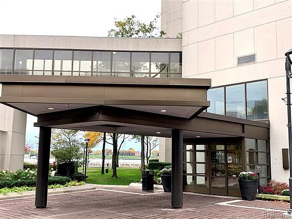 2nd image of 300 Riverfront Dr #10I