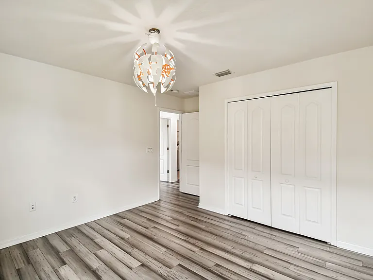 11027 Tahiti Isle Ln — Photo 25