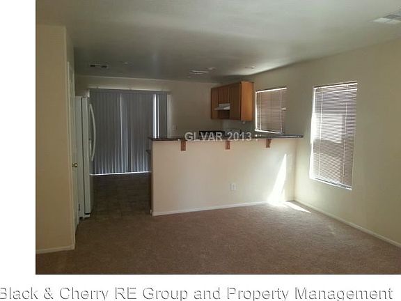 3rd image of 106 Wall Violet Ct