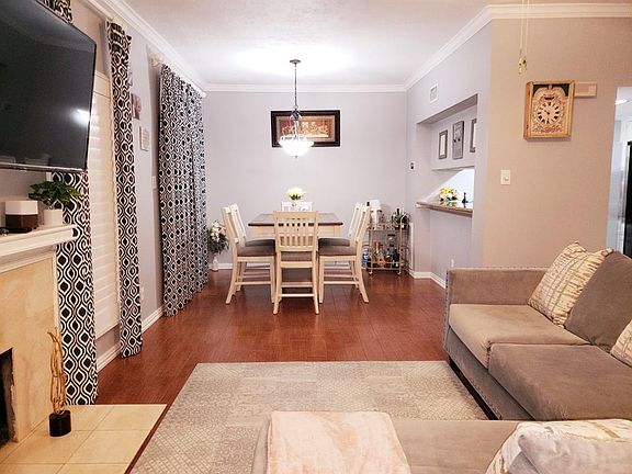 2nd image of 2601 Augusta Dr APT 21
