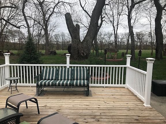 3rd image of 51584 Weymouth Ct