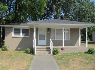 604 Whitfield Dr, Goldsboro, NC 27530