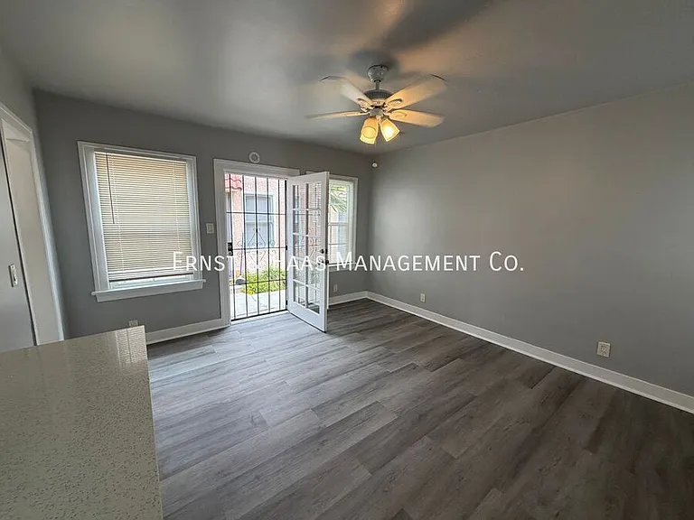 1119 Saint Louis Ave #5 — Photo 12