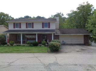 95 Garwood Dr, Huntington, WV 25705