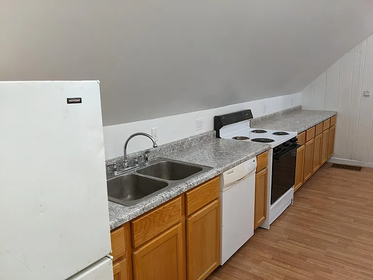 3928 Southern Pkwy #3 — Photo 1