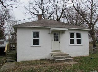 716 Augusta St, Houston, MO 65483