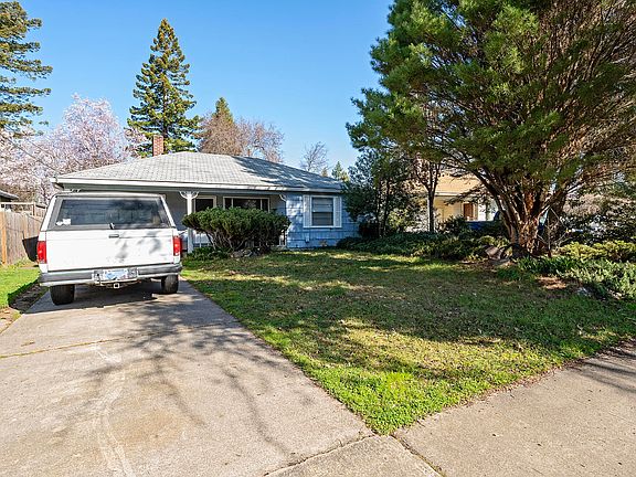 2nd image of 1036 Winchester Ave