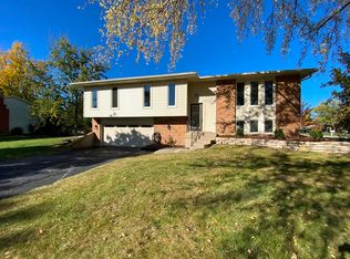 350 Rockhurst Rd, Bolingbrook, IL 60440