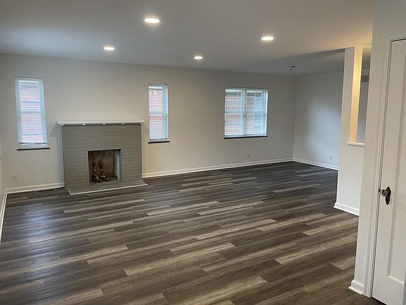 2nd image of 2728 Lawndale Ave