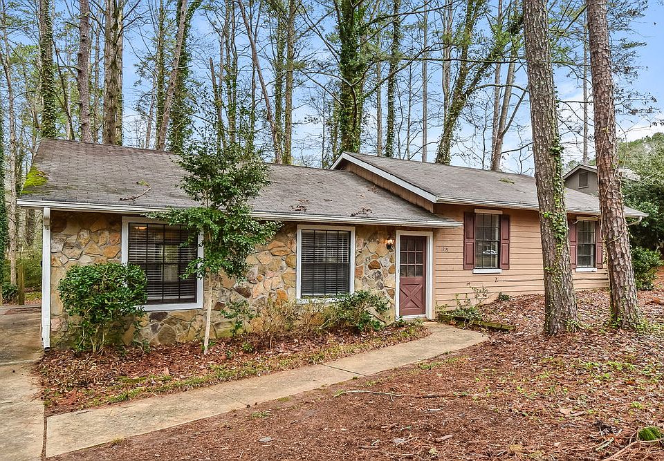 1st image of 115 Doubletrace Ln