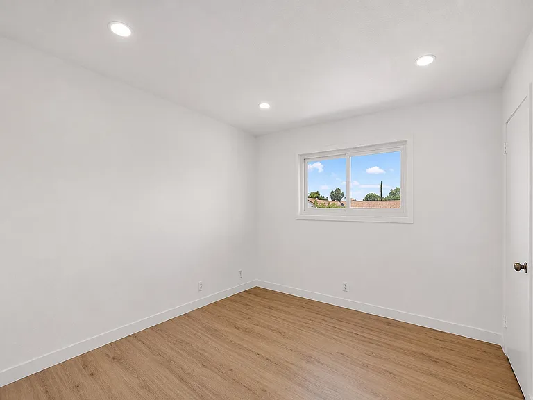7770 Blue Spruce Way — Photo 7