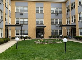 9807 S Kedzie Ave APT 1C, Evergreen Park, IL 60805