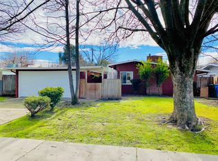 2216 Florin Rd, Sacramento, CA 95822