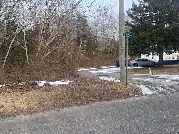 3rd image of 5 Florida Ave