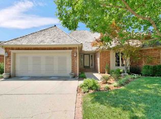 9441 E Bent Tree Cir, Wichita, KS 67226
