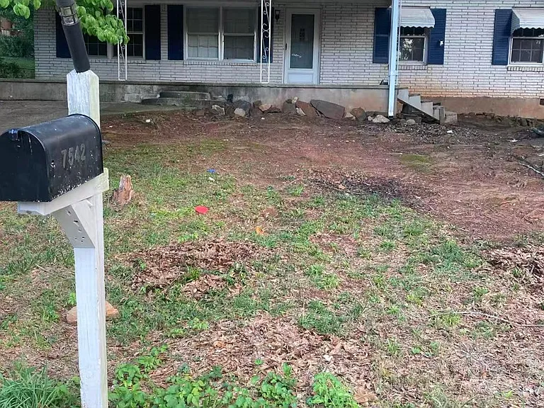 7542 Asbury Dr — Photo 1