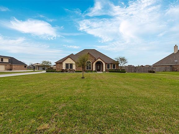 3rd image of 4727 Landon Ln