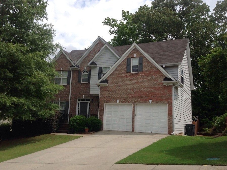 2nd image of 3795 Roxwood Park Dr