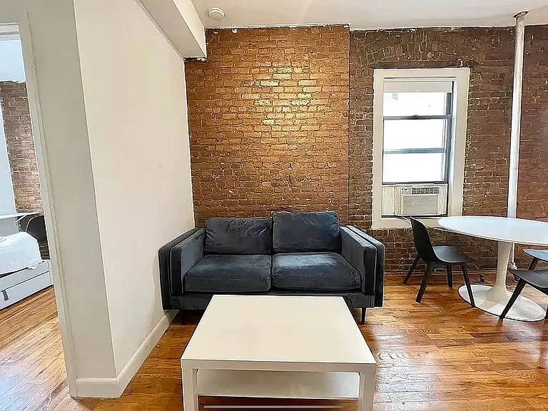 57 Pitt St #14 — Photo 7