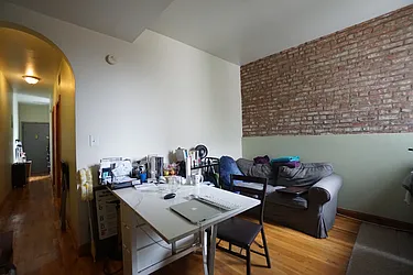 Rented by Rennit Inc.