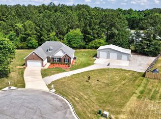 111 Queens Ln, Good Hope, GA 30641