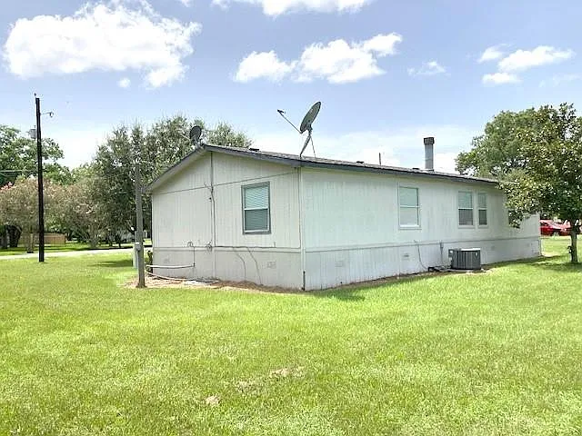503 S Victoria St — Photo 25