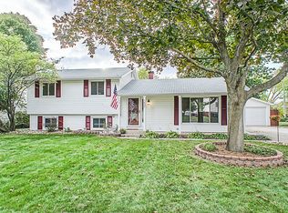 1439 Tremont Dr, Mishawaka, IN 46544