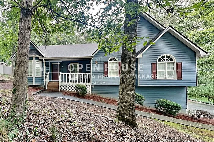 501 Brooksdale Dr photo 1