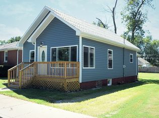 919 S 3rd St, Boonville, IN 47601