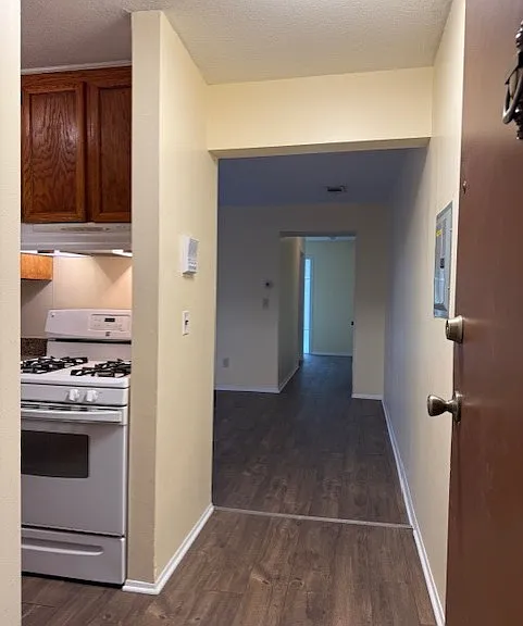 34 Shrewsbury Green Dr #I — Photo 3