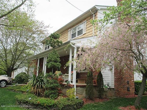 3rd image of 469 Barclay Ave