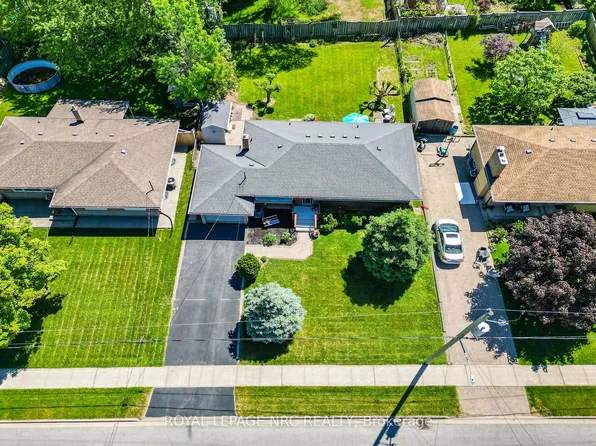 4103 Barry Dr, Lincoln, ON L3J 0L3