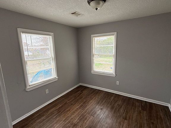 4th image of 3509 Brantley Rd