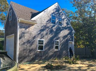 3 7th St N, Edgartown, MA 02539