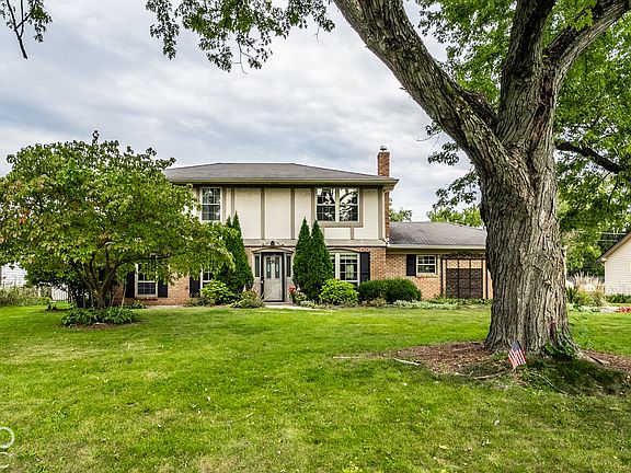 3rd image of 72 Parkview Rd