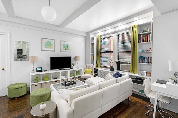 Rented by Corcoran | media 14