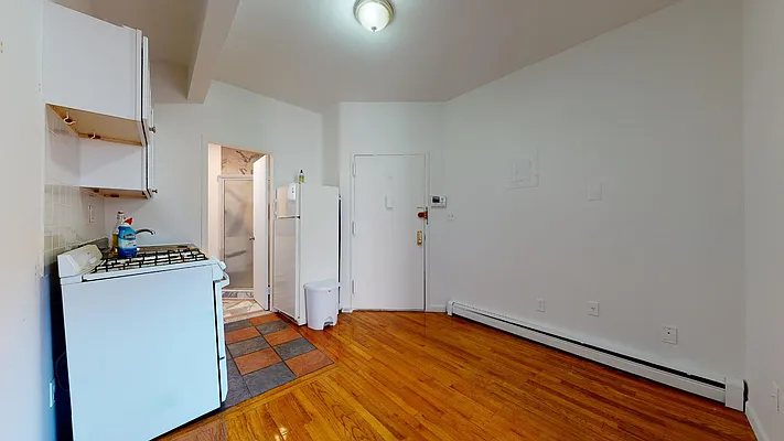 Rented by Douglas Elliman | media 8