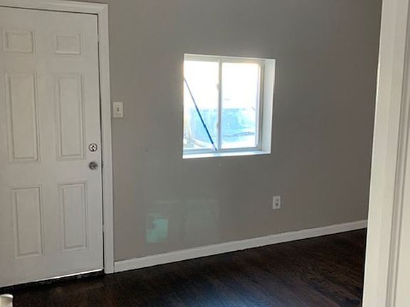 4th image of 3446 Kensington Ave Floor 1