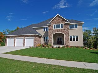3388 Wilds Rdg NW, Prior Lake, MN 55372
