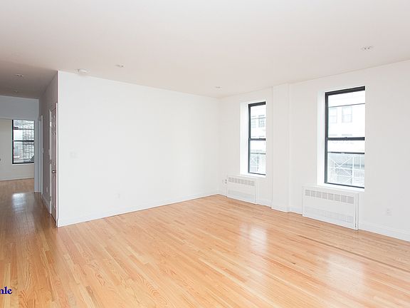 3rd image of 1324 Lexington Ave #3