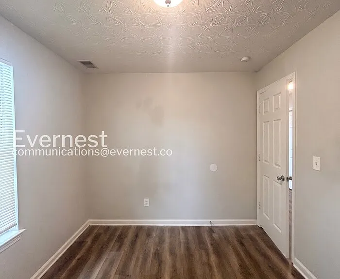 435 Skif Pond Ct — Photo 15