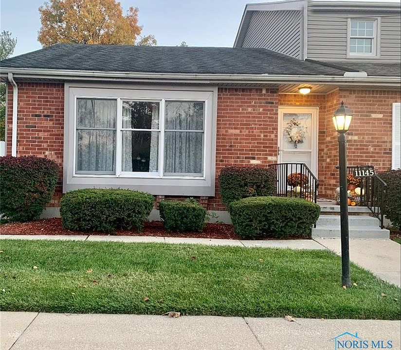 1st image of 11145 Riverbend Ct W