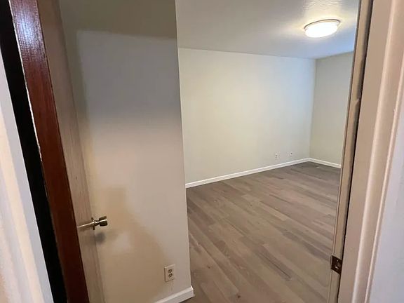 4th image of 466 25th Ave APT 2