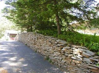 94 Coolridge Ave, Greenville, RI 02828