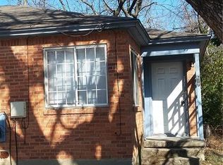 617 Roberts St, Denton, TX 76209
