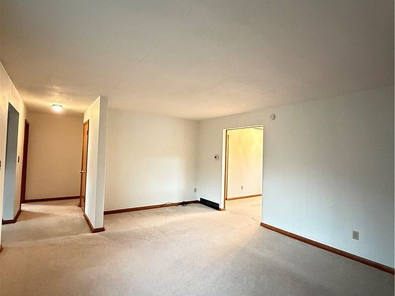 5th image of 2602 Morningside Ave