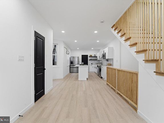 4th image of 1638 N Felton St