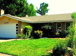 2090 Hill Way, Medford, OR 97504